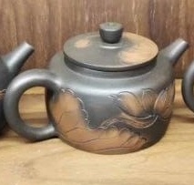 Глиняный чайник из Цзяньшуй, Юньнань "Двухцветный". Цена: 8 040 ₽ руб.