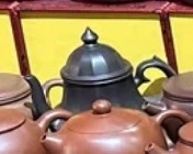 Глиняный чайник "Раскованный". Цена:  руб.