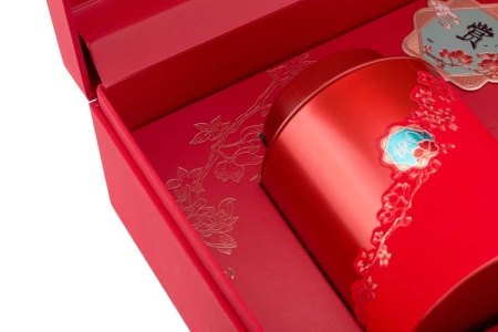 Подарочная упаковка с баночками для рассыпного чая "Сакура". Цена: 4 340 ₽ руб.