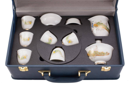 Чайный сервиз "Павлиньи перья". Цена: 25 960 ₽ руб.