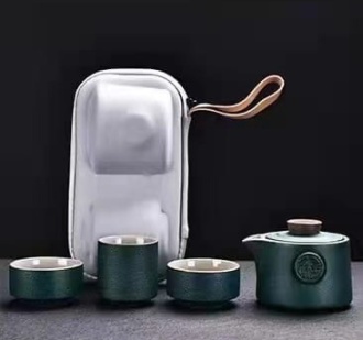 Походный чайный сервиз с сумочкой "Малахитовый"