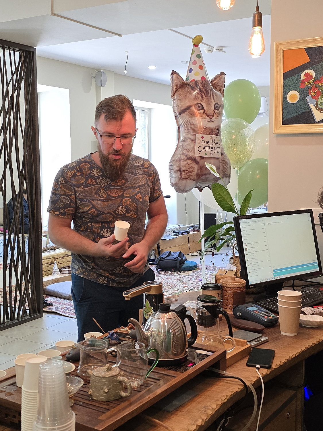 Памятная вечеринка в честь дня рождения Чайной Линии