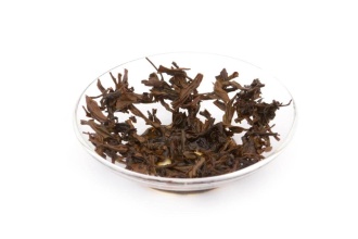 Красный чай Янь сюнь сяочжун (Лапсанг Сушонг сильного копчения)