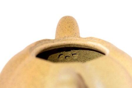 Глиняный чайник «Мячик». Цена: 2 970 ₽ руб.