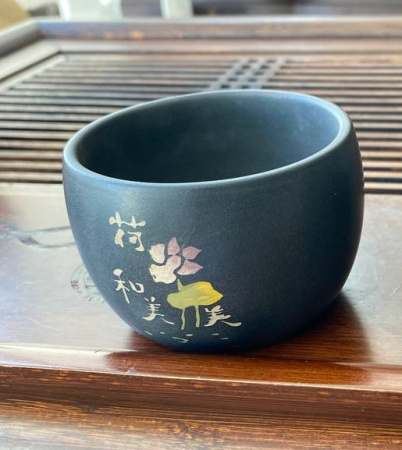 Пиала глиняная из Цзяньшуй, Юньнань "Знаки", 120 мл  | 茶杯. Цена: 3&nbsp;400 ₽ руб.