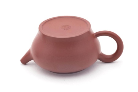 Чайник глиняный "Чугунный", 200 мл. Цена: 4 490 ₽ руб.