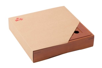 Подарочная упаковка «Коробка с орехом в виде чабани». Цена: 3 420 ₽ руб.