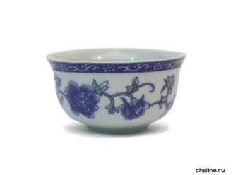 Пиала керамическая «Синий цветок» 35 мл  | 茶杯. Цена:  руб.