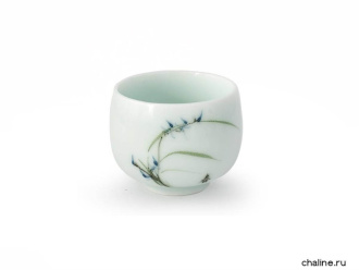 Пиала керамическая «Ирисы»  | 茶杯. Цена: 270 ₽ руб.