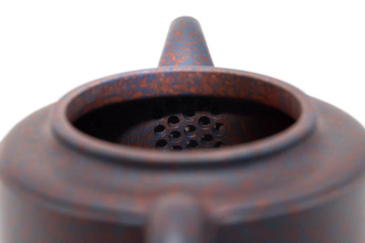 Чайник из исинской глины мастера Линь Ючжэнь «Чжонву» 200 мл.. Цена: 6&nbsp;880 ₽ руб.