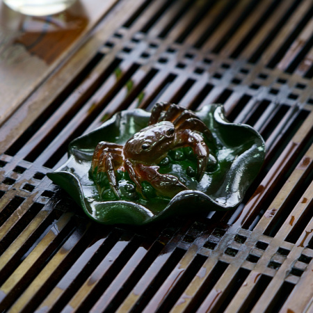 Чайная фигурка меняющая цвет "Крабик". Цена: 1 930 ₽ руб.