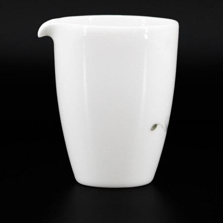 Чахай фарфоровый ручной росписи "Цветник" 220мл Чахай фарфоровый ручной росписи "Цветник" 220мл. Цена: 10 840 ₽ руб.