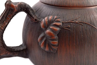 Чайник из Циньчжоу «Крепкий орешек», 280 мл. Цена: 27 900 ₽ руб.