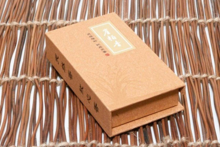 Ароматические палочки "Красный кедр". Цена: 2 710 ₽ руб.
