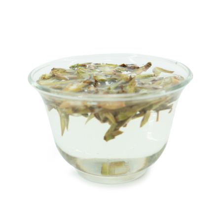 Белый чай Ешэн Я бао (чайные почки дикорастущих деревьв)